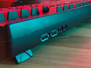 Teclado mecánico Mionix Zibal 60