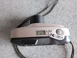 Minolta Riva Zoom 70 AF - Cámara compacta