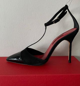 Tacones Carolina Herrera negros, talla 39