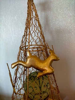 Arbol Navidad metal dorado