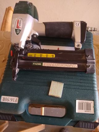 Clavadora F16/50R EZ-Fasten