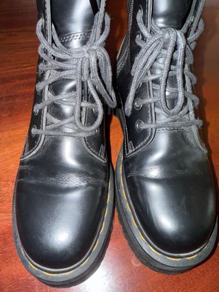 Botas Dr Martens negras plataforma