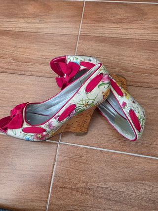 Zapatos Sfera,talla 36, rojos
