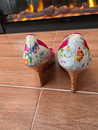 Zapatos Sfera,talla 36, rojos