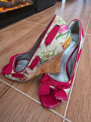 Zapatos Sfera,talla 36, rojos