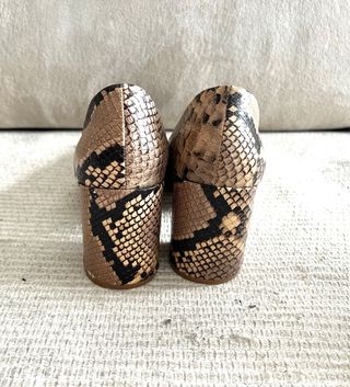Zapatos animal print beige