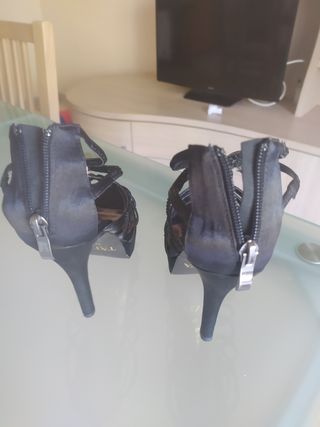 Sandali neri con strass indossato una sola volta