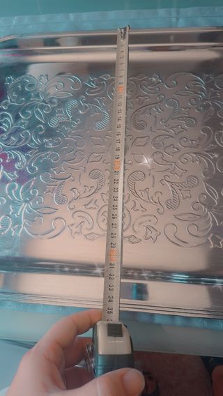 Bandeja metal grabada antigua