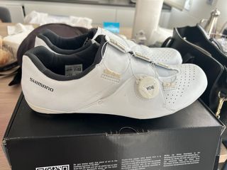 Zapatillas Shimano blancas ciclismo