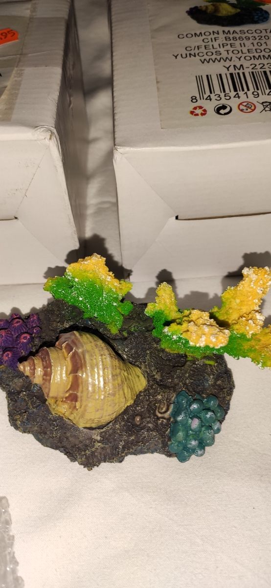 Adornos, pecera 3, por 10€ nuevos