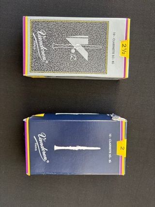 Clarinete Yamaha YCL-255