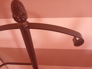 Perchero pie forjal negro