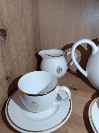 Juego de café porcelana blanco-dorado