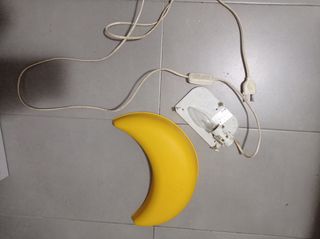 Lampara Ikea luna amarilla