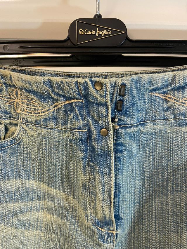 Falda vaquera años 00