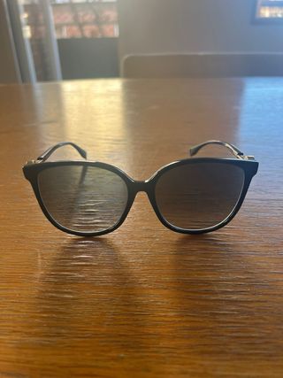 Gafas sol Fendi negras