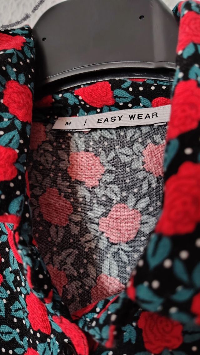 Vestido corto flores rojas