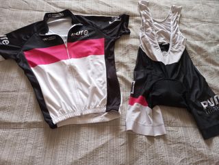 Equipación ciclismo Pure Triathlon XL