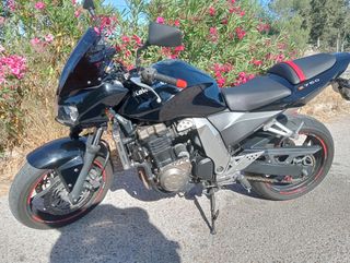 Kawasaki Z750 (2006) - 750cc 110cv