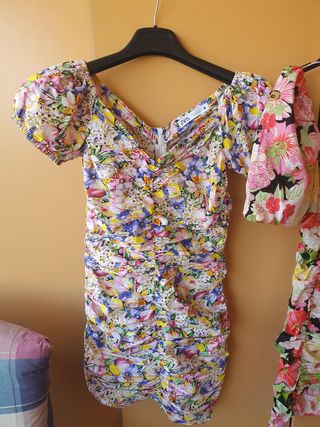 Vestiti Zara floreali estivi