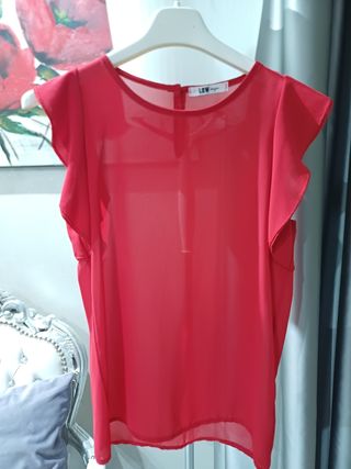 Blusa rossa LOW design