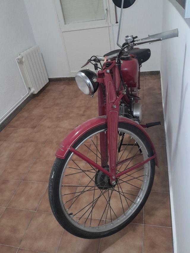 Moto Guzzi 65cc: Restaurada