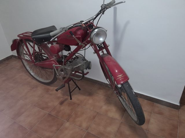 Moto Guzzi 65cc: Restaurada