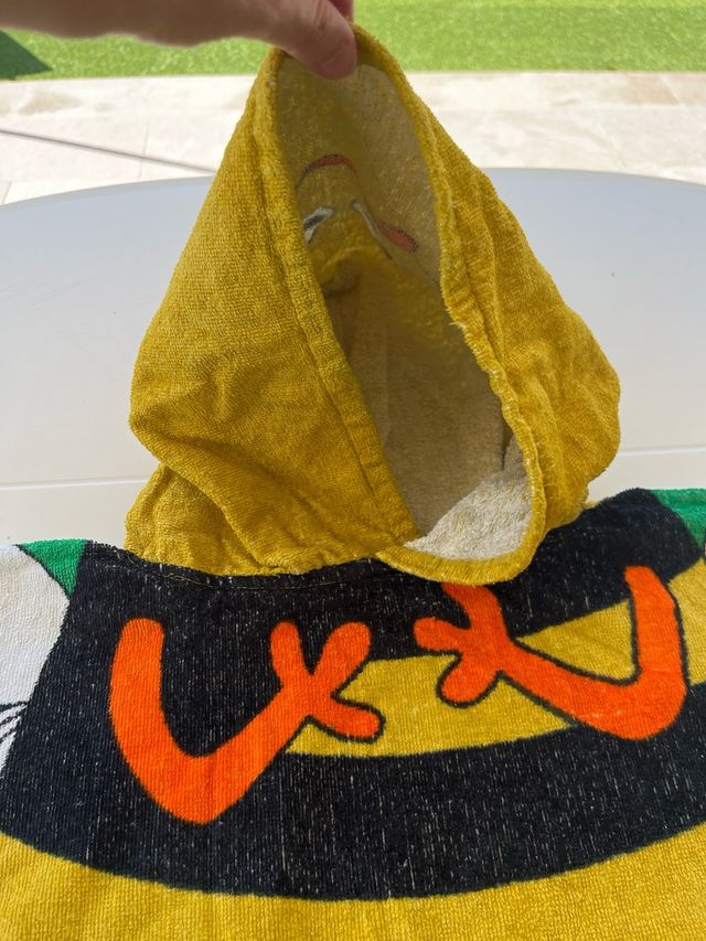 Toalla poncho abeja infantil con capucha (tengo 2)