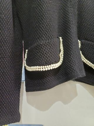 Maglioncino nero con perline, donna