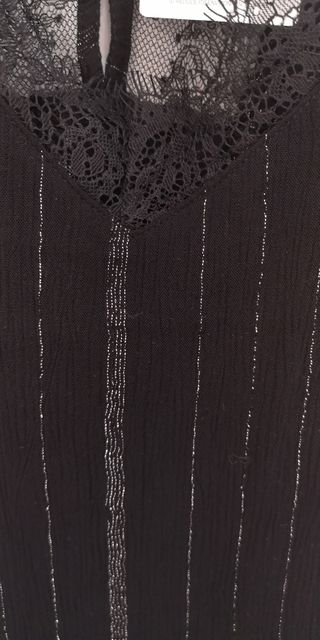 Top de tirantes con encaje