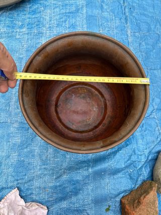 Vaso in rame antico decorato