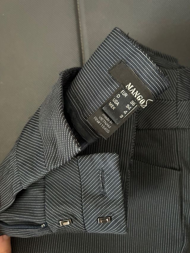 Pantalón Mango rayas azul marino