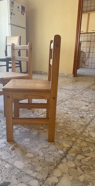 Sillas de madera infantil