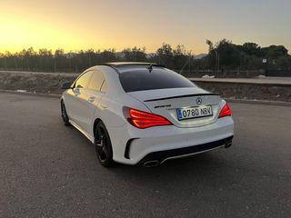 Mercedes-Benz Clase CLA 2015