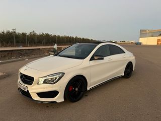 Mercedes-Benz Clase CLA 2015