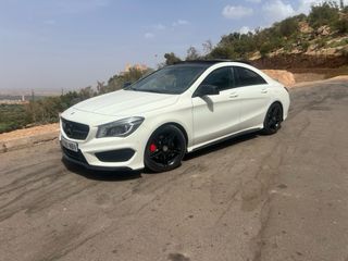 Mercedes-Benz Clase CLA 2015