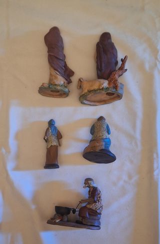 Belén Jesús Griñán - 18 figuras