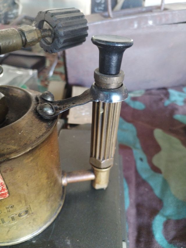 Accendino Benzina Antico ELTO 50P