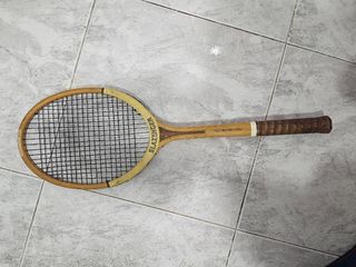 Raquetas de tenis antiguas