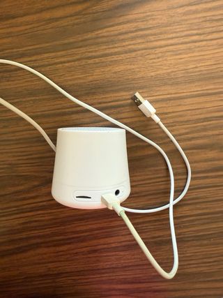 Altavoz Bluetooth POSS blanco