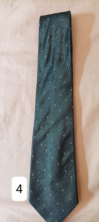 7 Corbatas seda - Azul, Verde y Beige. Hechas mano