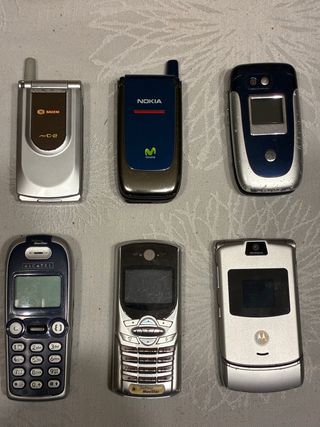 6 Teléfonos móviles antiguos