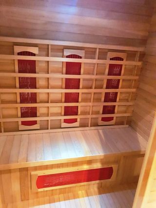 Sauna infrarroja Quirumed tres cuerpos. 