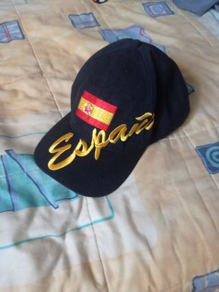 Gorra España - Negra y Dorada
