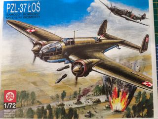 Maqueta bombardero PZL-37 Łoś 1/72 Mikro