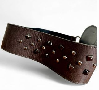 Cintura marrone borchie