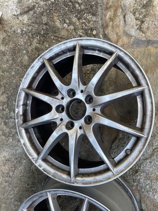 Llantas Mercedes - 4 unidades
