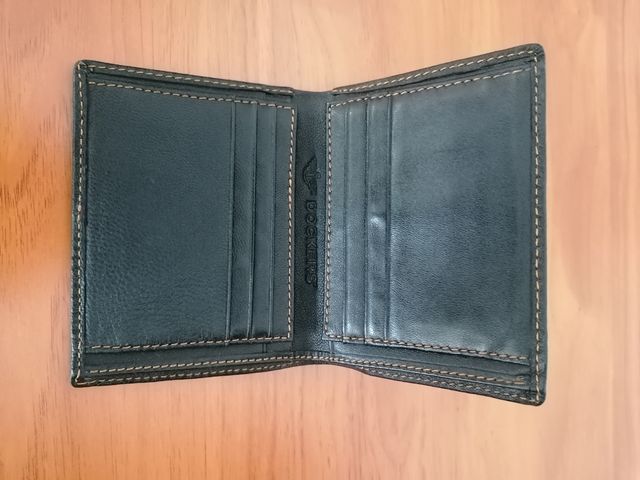 Cartera Dockers - Piel negra