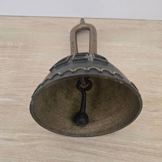 Campana Antigua 1966 - Bronce