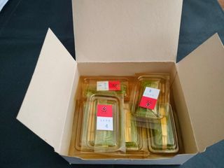 Caja de abalorios verdes 1 mm